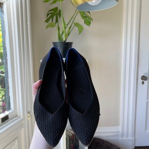 Rothy’s The Point Black Honeycomb size 9